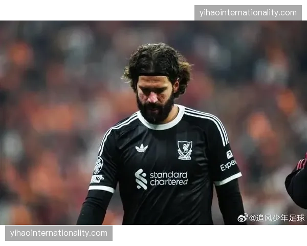 巴西队门将位置竞争白热化，阿利松的肌肉伤势给埃德森让出主力空间